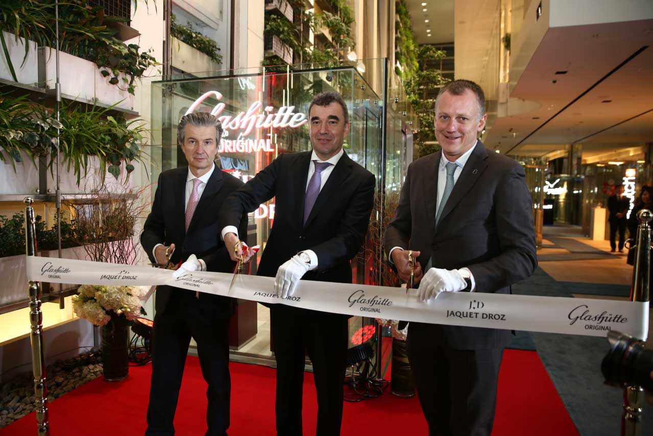 ribbon-cutting-by-glashuette original boutique tokio