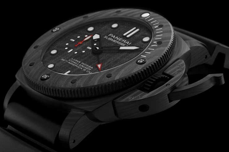 Panerai Submersible Luna Rossa – 47 mm