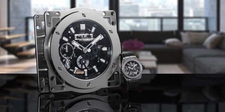 Hublot MECA-10 Tischuhr