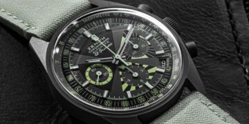 1140.Zenith Chronomaster Revival Poker Chip