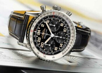 1140.1 01 Breitling Navitimer B02 Chronograph 41 Cosmonaute limited Edition