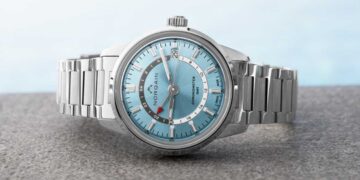 Norqain Freedom 60 GMT 40 mm Ice Blue