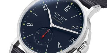 Nomos Ahoi neomatik 38 Datum Atlantik