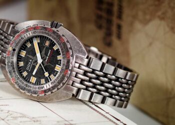 Doxa Sub 300T Sharkhunter Clive Cussler