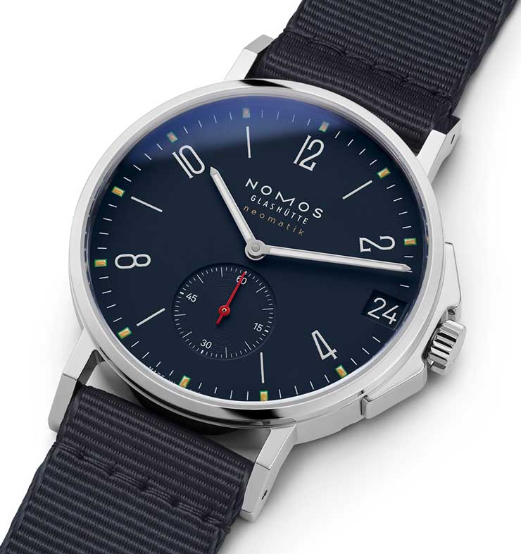 Nomos Ahoi neomatik 38 Datum Atlantik