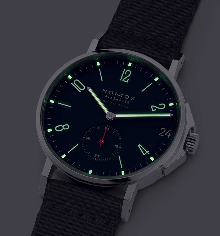 Nomos Ahoi neomatik 38 Datum Atlantik