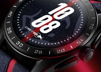 TAG Heuer Connected Calibre E4 45MM x Oracle Red Bull Racing Edition