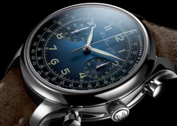 H. Moser & Cie. Endeavour Chronograph Compax