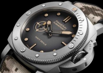 Submersible QuarantaQuattro Navy SEALs PAM1518